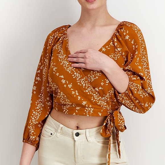BCBG Paris Floral Stripe 3/4 Sleeve Woven Top     Size M - Picture 1 of 14